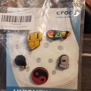 CROCS Jibbitz 5-Pack Shoe Charms - Yellow, Black, Red